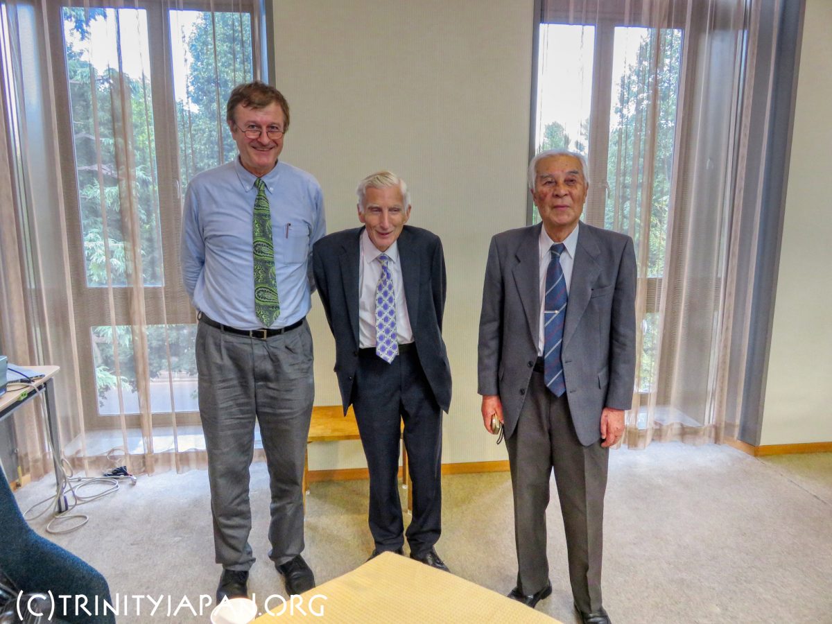 Ken Shibata (Trinity 1960), Lord Martin Rees and Gerhard Fasol (Right to left) at the Japan Academy of Science
