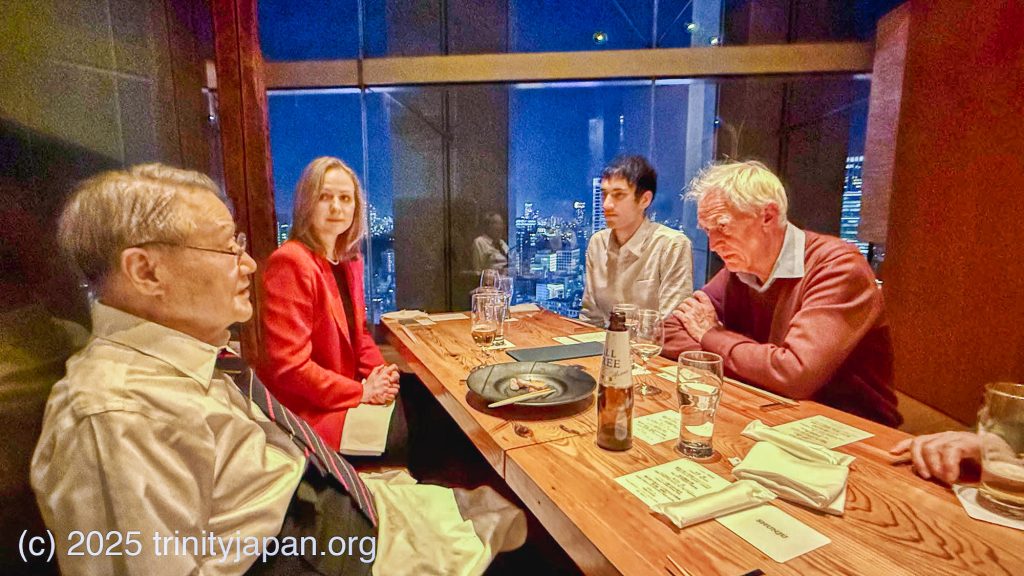 2025年12月16日(火曜日)19:30トリニティ・コレッジ・ケンブリッジ大学忘年会。라종일 ・羅鍾一大使(トリニティ・コレッジ・ケンブリッジ大学)博士卒業生「龍と美女 – 政治学者がおとぎ話を書く理由」についての基調講演予定